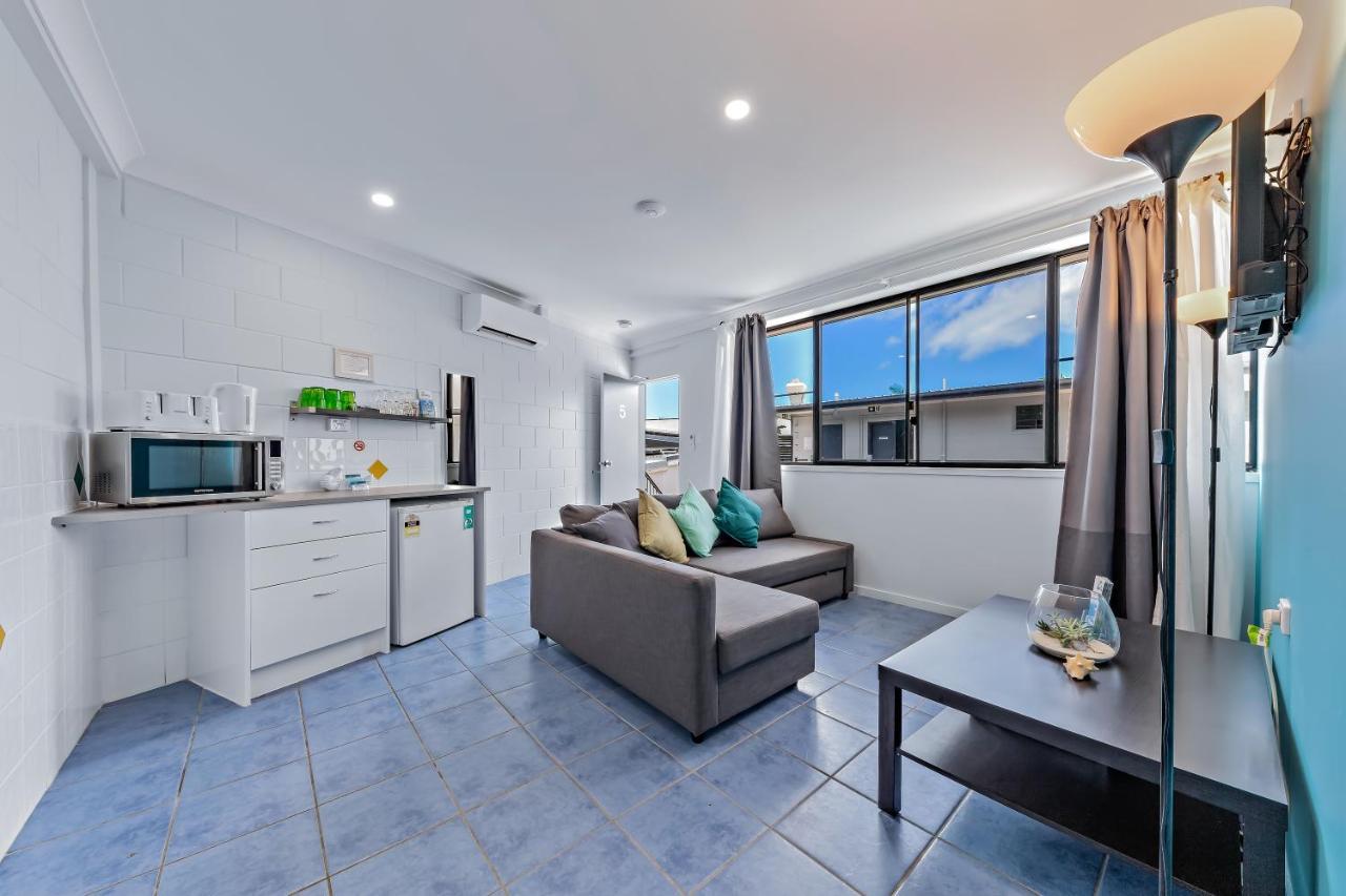 Airlie Sun & Sand Accommodation #5 Airlie Beach Extérieur photo